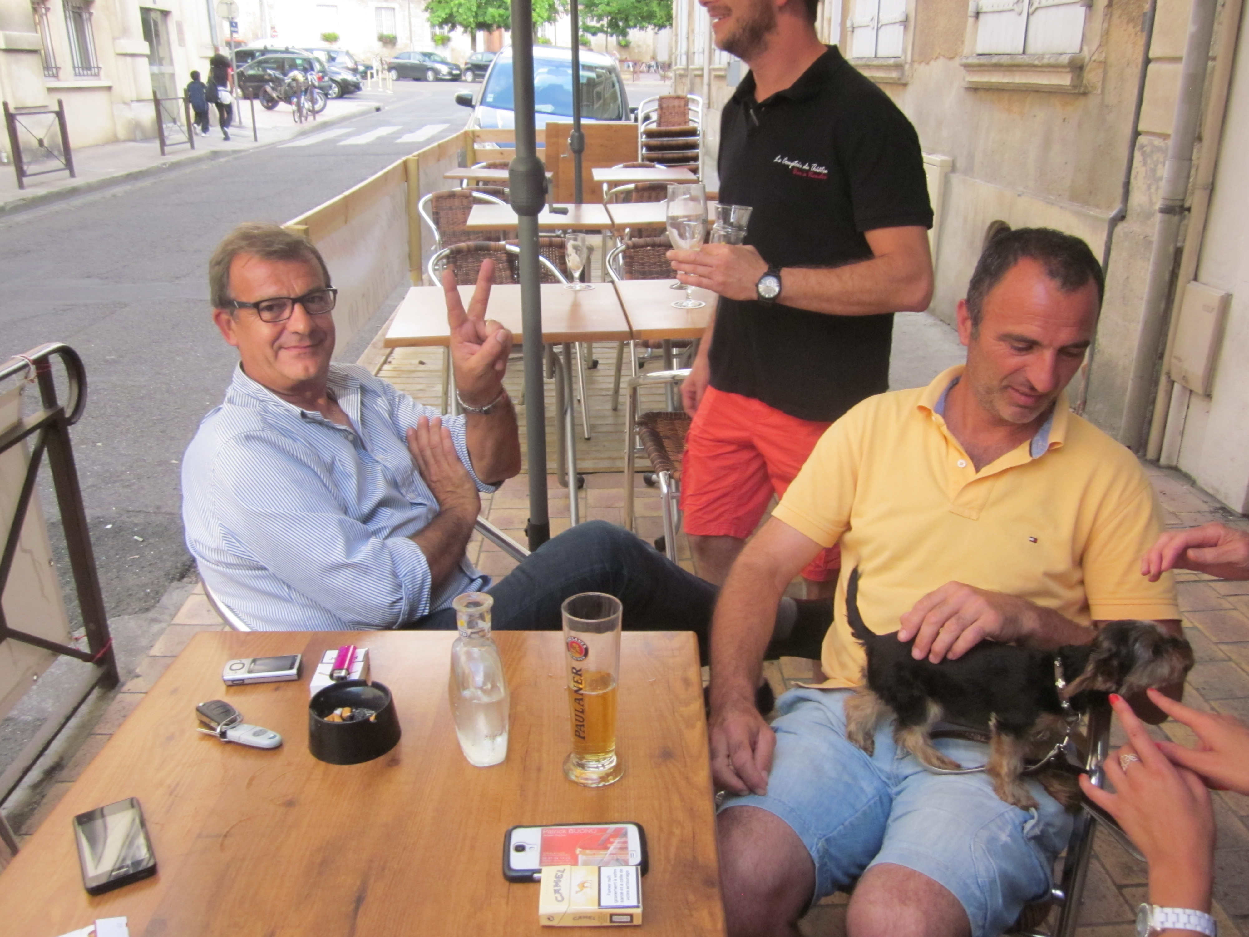Contented residents of Agen