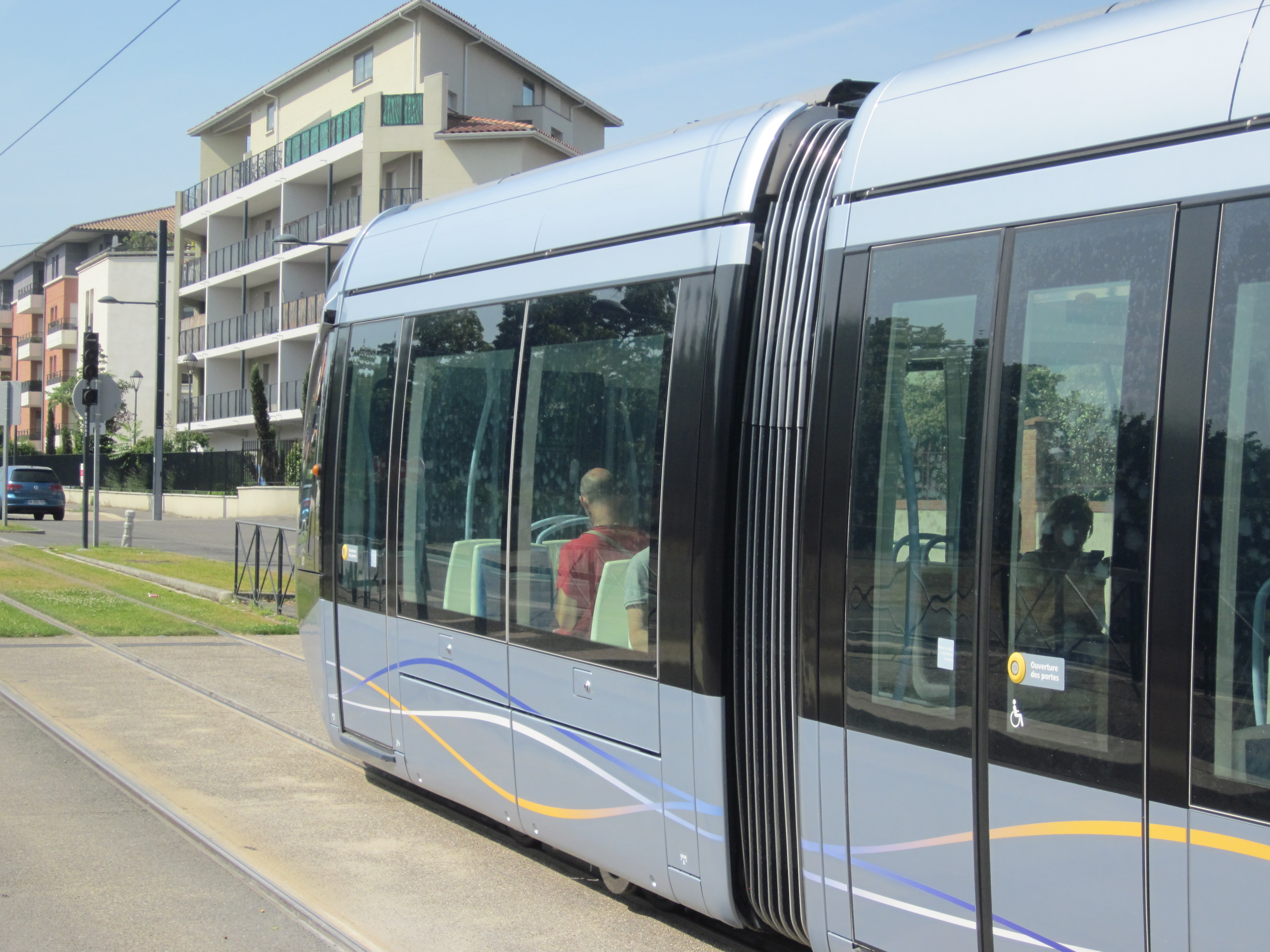 New tramlink to Airport and museum