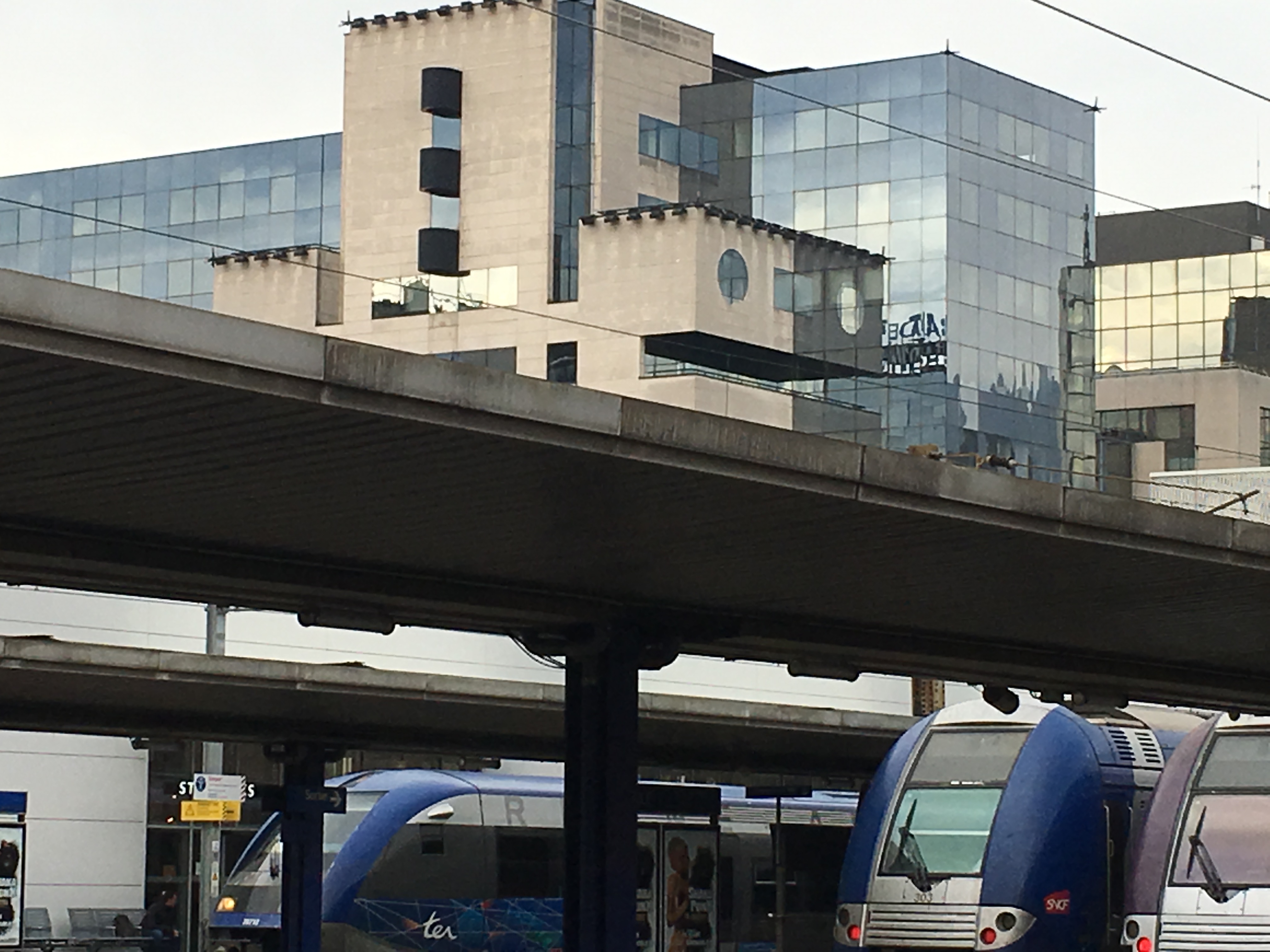 HIgh tech offices at Grenoble Station