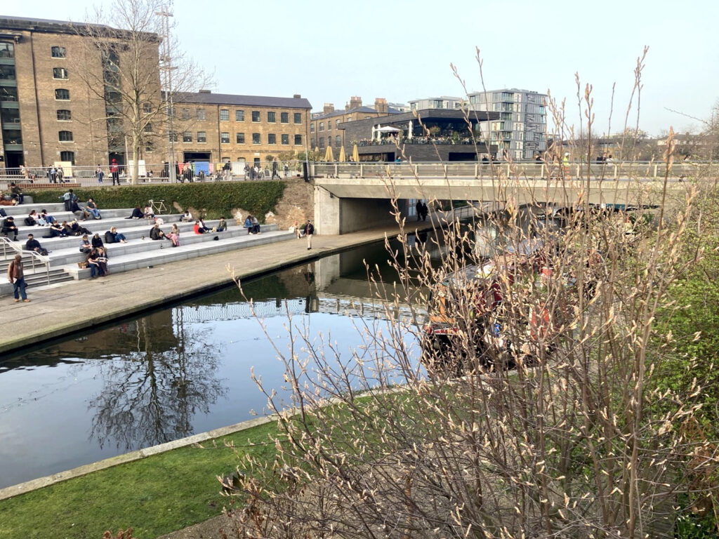 Regent's Canal footbridge
